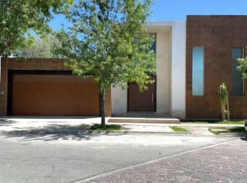 Casa de 3 habitaciones, Torreón · Casa de 600 m² con 3 Recámaras en Venta en Las Villas, Torreón, Coahuila