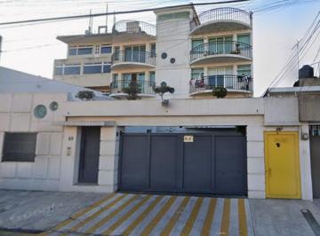 Casa de 3 habitaciones, Cuajimalpa de Morelos · Casa en Calle Puebla, Cerca de Shops Cuajimalpa, Remate Inmobiliario