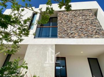 Casa · 140m² · 3 Recámaras · 2 Estacionamientos · Casa en Renta en Coto Carrara Capital Norte