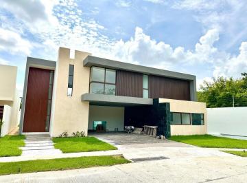 Casa en condominio de 5 habitaciones, Mérida · Casa en Venta en Merida Yucatan Parque Natura, Cholul Mod. Katalox 55