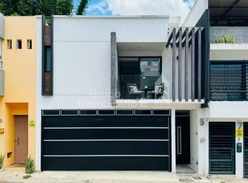 Casa de 3 habitaciones, Xalapa · Hermosa Casa en Renta Amueblada Ubicada en Monte Magno, Xalapa
