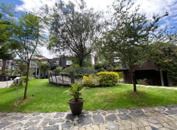 Casa · 2 Recámaras · 2 Estacionamientos · Casa en Bello Horizonte