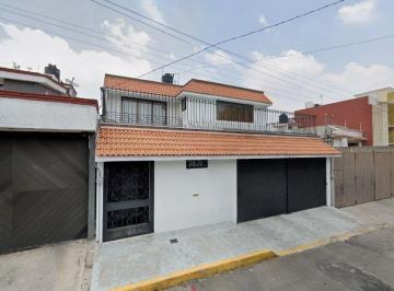 Casa de 4 habitaciones, Tlalpan · Propiedad en Venta Calle Tarahumaras Pedregal de Las Águilas Tlalpan Oportunidad