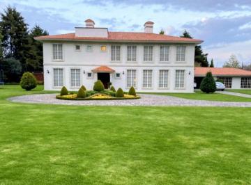 Casa de 3 habitaciones, Toluca · Casa en Venta Toluca Cacalomacan