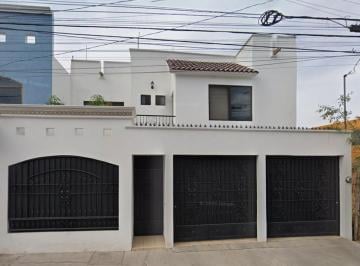 Casa de 4 habitaciones, Aguascalientes · Venta Casa Fracc. Montebello Aguascalientes Ags.