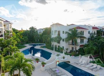 Departamento · 249m² · 3 Recámaras · 1 Estacionamiento · Departamento en Venta Playa de Carmen Playacar