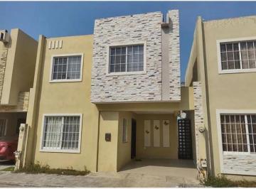 Casa de 2 habitaciones, Tampico · Casa en Recuperación Bancaria