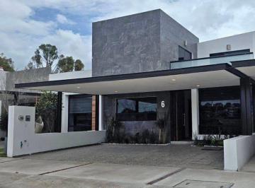9e6a6447fcb3a00eca594cbf5b16176df3efdebca0051020deed000c97e100c7 · Casa en Venta, Cañadas del Arroyo, Corregidora, Querétaro