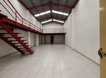 Bodega comercial , Morelia · Bodega en Venta Sobre Av con Locales Comerciales