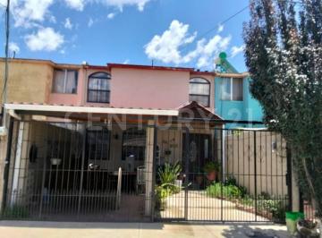 Casa · 118m² · 2 Recámaras · 2 Estacionamientos · - en Venta Casa en Col. Ctm Cd. Cuauhtemoc, Chih