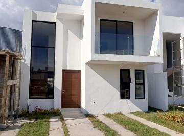 Casa de 3 habitaciones, Metepec · Casa en Venta en Metepec - Residencial San Jorge