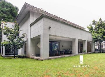 1/524/p524_d3bd9dace0ef · Residencia Moderna en Fraccionamiento La Tosca en Bosques de