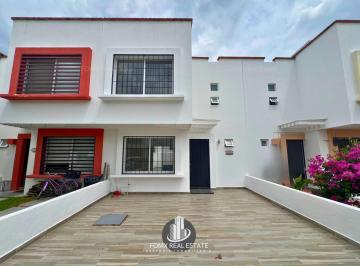 Casa · 120m² · 3 Recámaras · 2 Estacionamientos · Casa en Renta en Anturios Residencial
