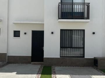 Casa en condominio · 99m² · 3 Recámaras · 2 Estacionamientos · Casa en Renta Fraccionamiento Lucerna