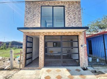 Casa de 3 habitaciones, Coatepec · Casa en Venta en Coatepec, Cerca del Centro | 3 Recámaras y Cochera Para 2 Autos