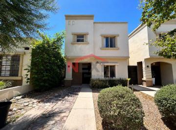 Foto principal · Casa en Renta en Castello Residencial