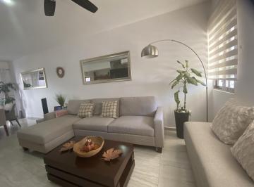 Casa · 120m² · 4 Recámaras · 2 Estacionamientos · Venta Casa Arbolada Huayacán Cancun Quintana Roo