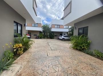 Casa · 250m² · 3 Recámaras · 2 Estacionamientos · Venta Casa Colosio Cerca del Aeropuerto Privada Lolka Cancun