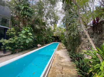 Casa · 900m² · 8 Recámaras · 15 Estacionamientos · Renta Casa Prolongacion La Luna Alamos II Cancun