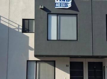 Casa · 75m² · 3 Recámaras · 2 Estacionamientos · Casa Equipada Como Nueva en Adara Lifestyle