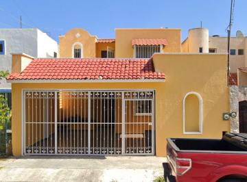 Casa de 3 habitaciones, Mérida · Venta de Casa en Recuperación Bancaria, Vista Alegre, Mérida, Yucatán
