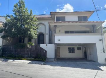 1 · Casa en Renta en San Pedro Garza García, Jardines de San Agustín