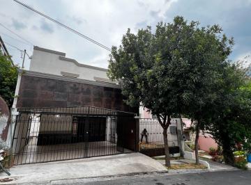 Casa de 4 habitaciones, Monterrey · Casa en Venta Recién Remodelada en Mederos Satélite, Mty