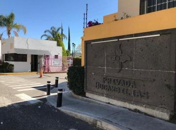 Casa de 3 habitaciones, Querétaro · Renta de Casa en Privada Bugambilias - Colonia Las Hadas, Querétaro