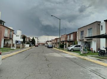 Casa · 60m² · 2 Recámaras · 2 Estacionamientos · Casa en Renta en Lerma Mexico