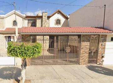 Casa de 3 habitaciones, San Luis Potosí · Venta Casa Esmeralda San Luis Potosi S. L. p.
