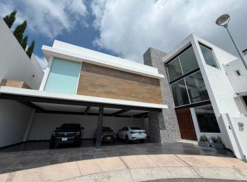 Casa en condominio · 433m² · 4 Recámaras · 5 Estacionamientos · Renta Acantha Zibata Querétaro Pat - (4)
