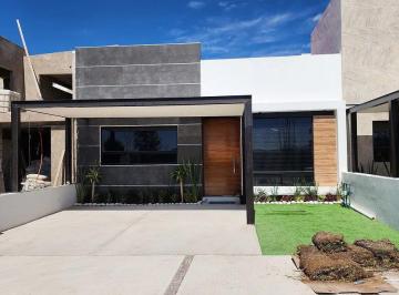 1 · Casa en Venta de un Nivel en Cañadas del Arroyo, Elije Tu Diseño