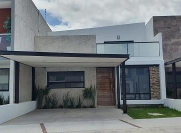 1 · Casa en Venta de 3 Hab y Terraza en Cañadas del Arroyo Preventa