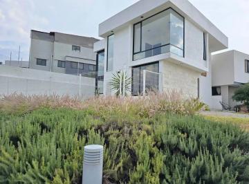 1 · Venta de Casa en Fraccionamiento Cañadas del Arroyo