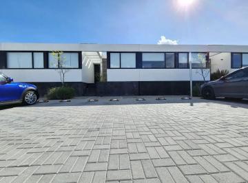1 · Casa en Venta de 1 Piso en Zibata, Reserva Hai, 3 Habitaciones, Jardin Propio