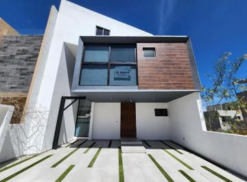 1 · Casa en Venta en Zibata, Condominio Acacia, Cerca de La Anahuac con Roof Garden
