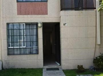 Casa de 3 habitaciones, Ecatepec de Morelos · La Casa Se Encuentra a 10 Minutos de Plaza Las Américas, y de La Av Central