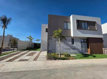 1 · Casa en Venta 4 Habitaciones en Corregidora | Diseño Moderno + Espacios Amplios