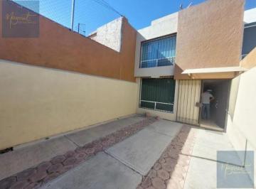 Casa de 3 habitaciones, Apizaco · Casa en Renta