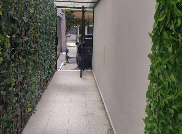 Casa · 78m² · 2 Recámaras · 1 Estacionamiento - Roberto Ruiz · Casa en Renta en Real de Atizapán