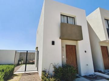 Casa · 99m² · 2 Recámaras · 2 Estacionamientos · Venta de Casa en Querétaro a Minutos del Aeropuerto