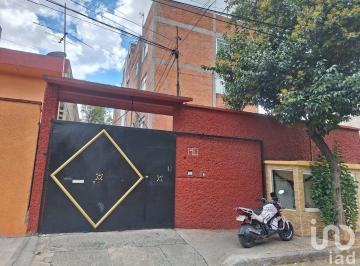 Departamento · 67m² · 2 Recámaras · 1 Estacionamiento · Venta Departamento Azcapozalco