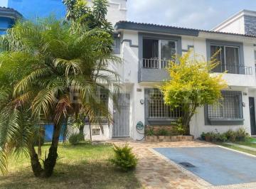 Casa · 107m² · 4 Recámaras · 2 Estacionamientos · Casa en Venta en Real del Valle, Tlajomulco.