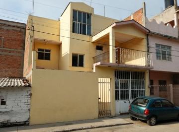 Casa de 4 habitaciones, Irapuato · Venta de Casa en Esfuerzo Obrero Irapuato Guanajuato