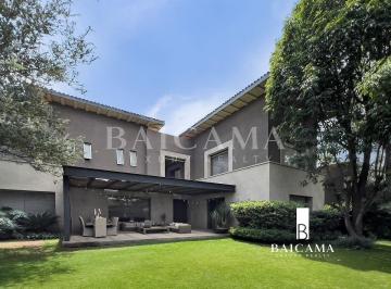 1/204/p204_37a60582e99f · Casa en Venta en Jardines del Pedregal en Privada con Seguri