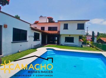 Casa de 3 habitaciones, Atlatlahucan · Una Casa Muy Campestre con Amplios Espacios en Renta con Alberca en Lomas de Cocoyoc Olc - 4467