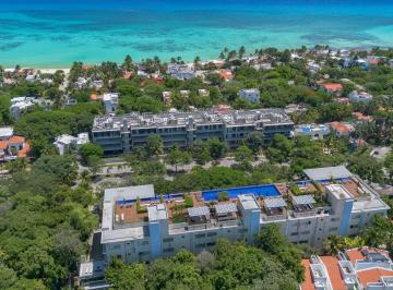 Departamento · 250m² · 3 Recámaras · 2 Estacionamientos · Departamento en Renta en Playacar