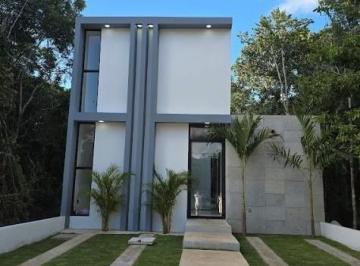 Casa · 160m² · 3 Recámaras · 2 Estacionamientos · Casa en Venta, Playa del Carmen