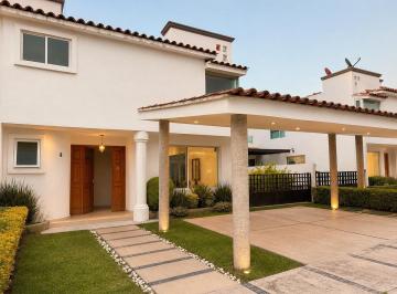 Casa en condominio · 204m² · 3 Recámaras · 2 Estacionamientos · Casa en Venta en Metepec en Palma Real con Ampliación