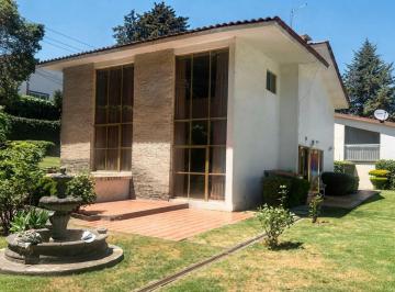 Casa · 300m² · 3 Recámaras · 2 Estacionamientos · Casa en Venta Para Remodelar en Contadero